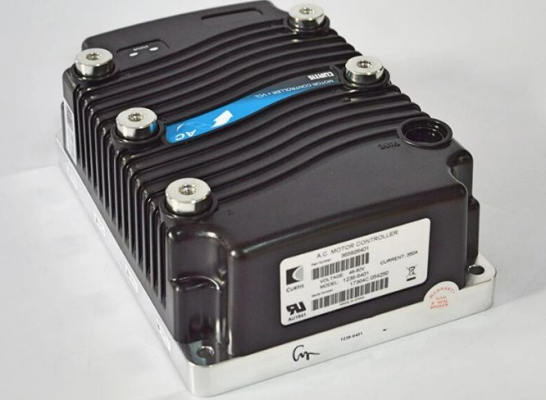 E-Z-GO OEM SVC Controller 10030668G01 for 2WD golf carts, high-performance electric vehicle component, 350A capacity